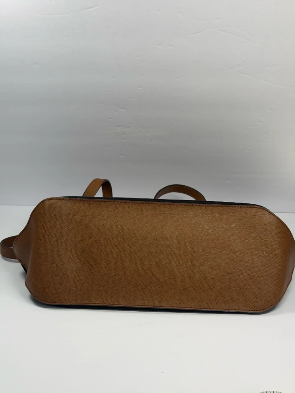Michael Kors Kempton- Black tote with brown leather trim_Excellent Condition